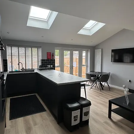 Ravenscourt By Brabazon Vendégház