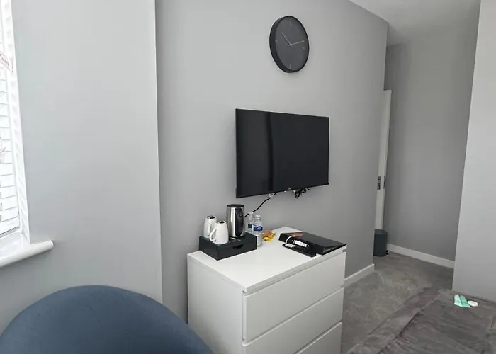 Ravenscourt By Brabazon 3* Bristol