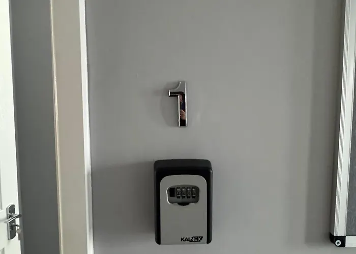 Ravenscourt By Brabazon Konukevi