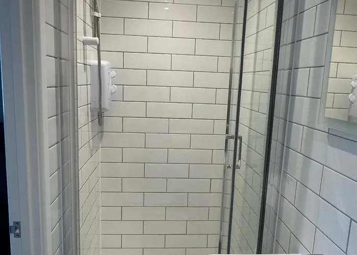 Ravenscourt By Brabazon 3* Bristol